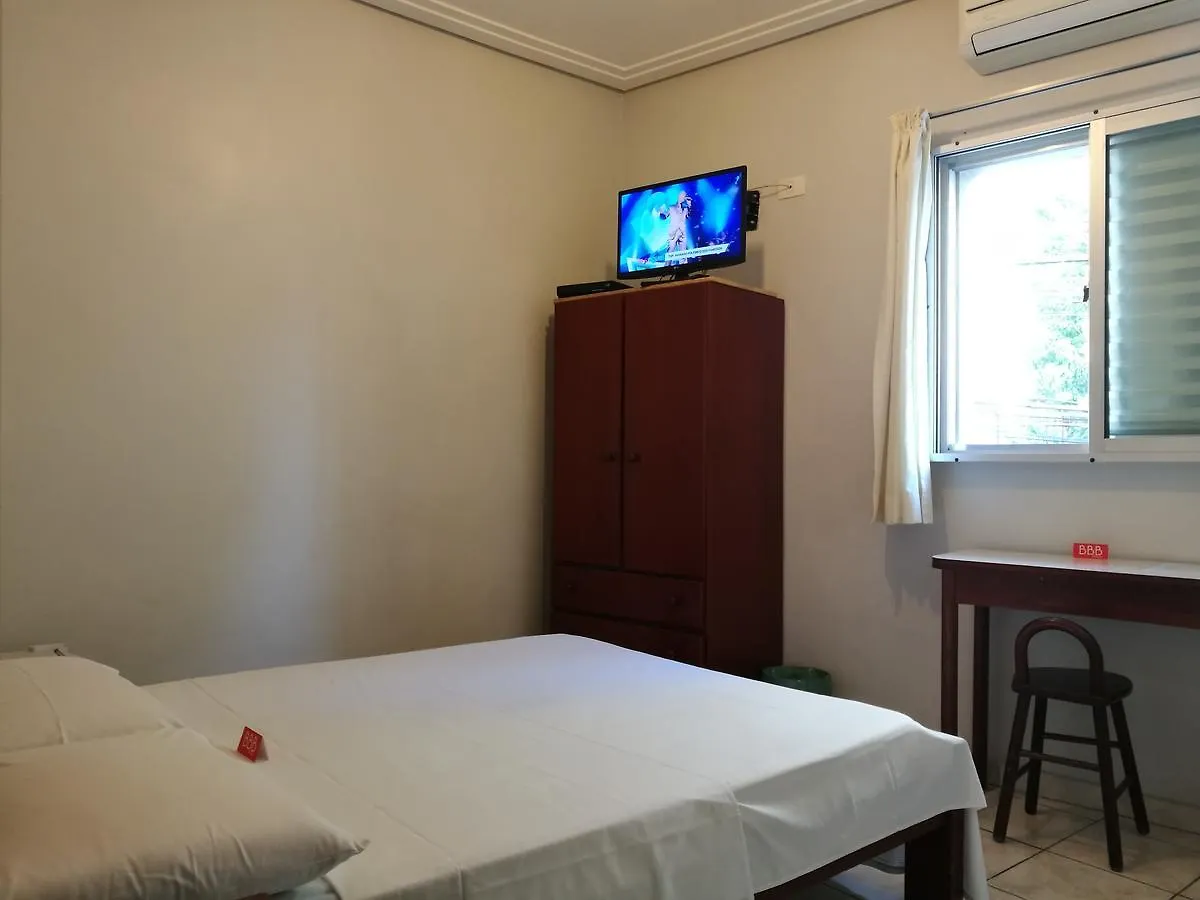Bbb Rooms Aclimacao Vergueiro Sp São Paulo 2*,